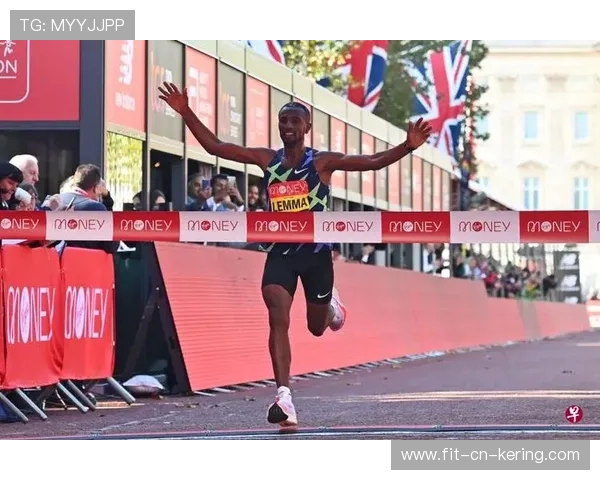 伦敦马拉松纪录刷新，跑者创造历史，伦敦马拉松2021视频